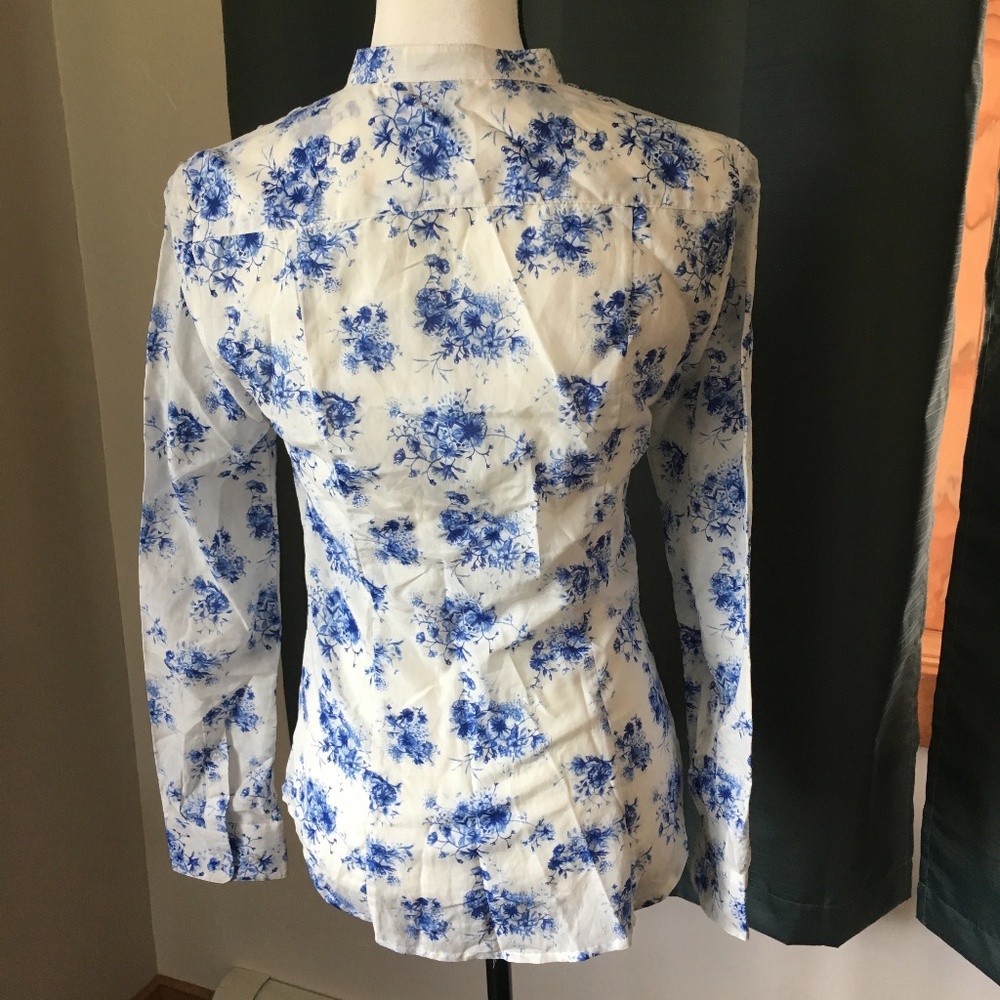 Blue Floral Button Up - Picture 4 of 6